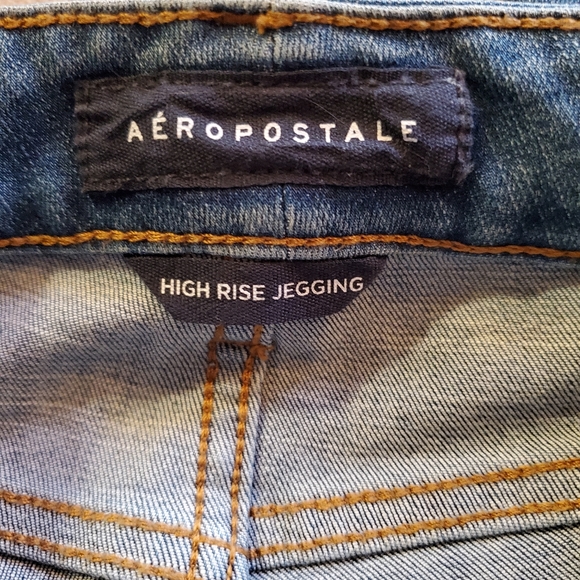 Areopostale Distressed High Rise Jeggings size 2 Reg EUC - Picture 4 of 5